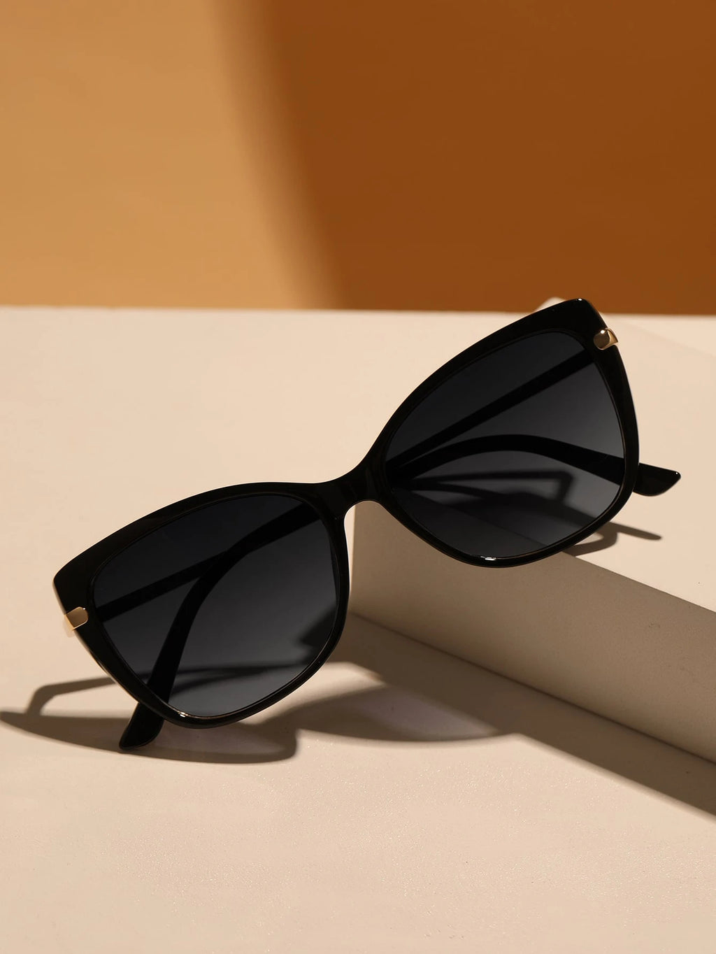 óculos de sol preto