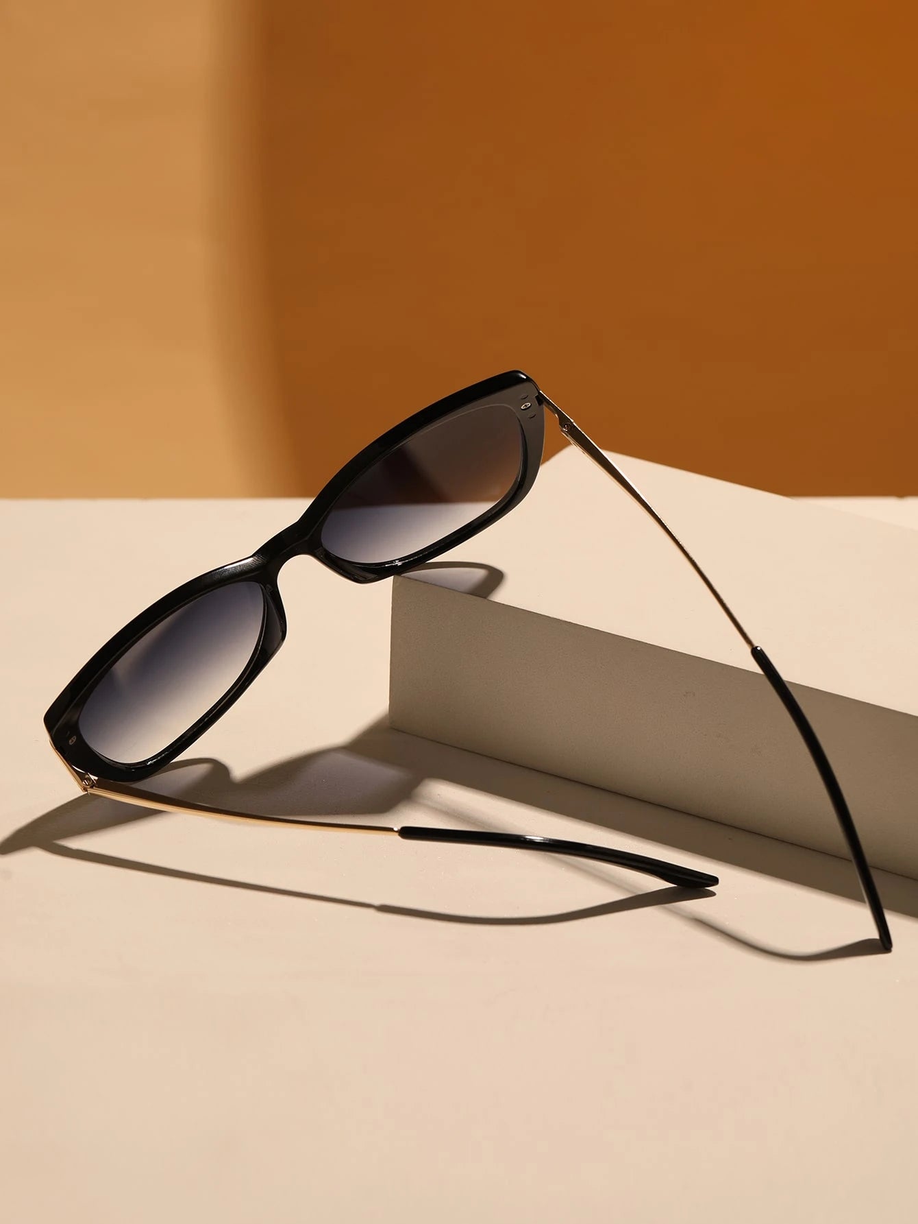 óculos de sol preto